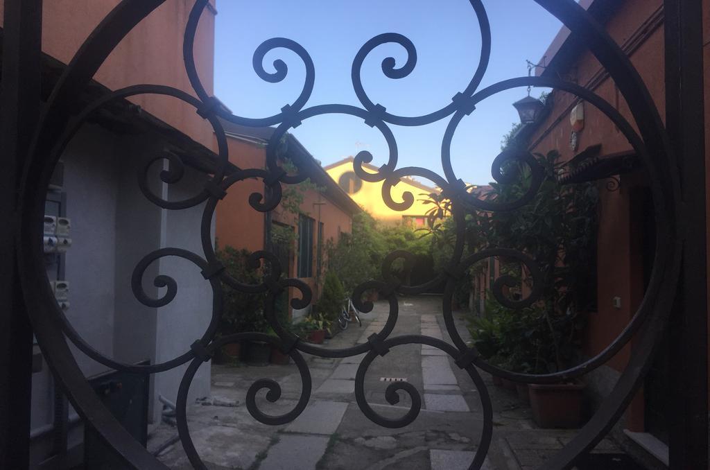 Residenza Fiori Di Grano Bed & Breakfast Milano Dış mekan fotoğraf